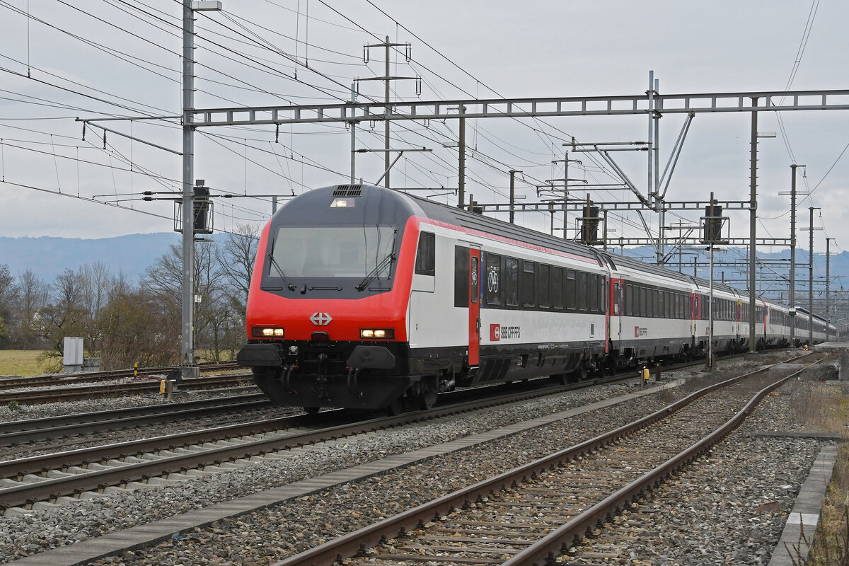 IC Steuerwagen Bt 50 85 28-94 930-0 durchfährt am 17.02.2023 solo den Bahnhof Möhlin.