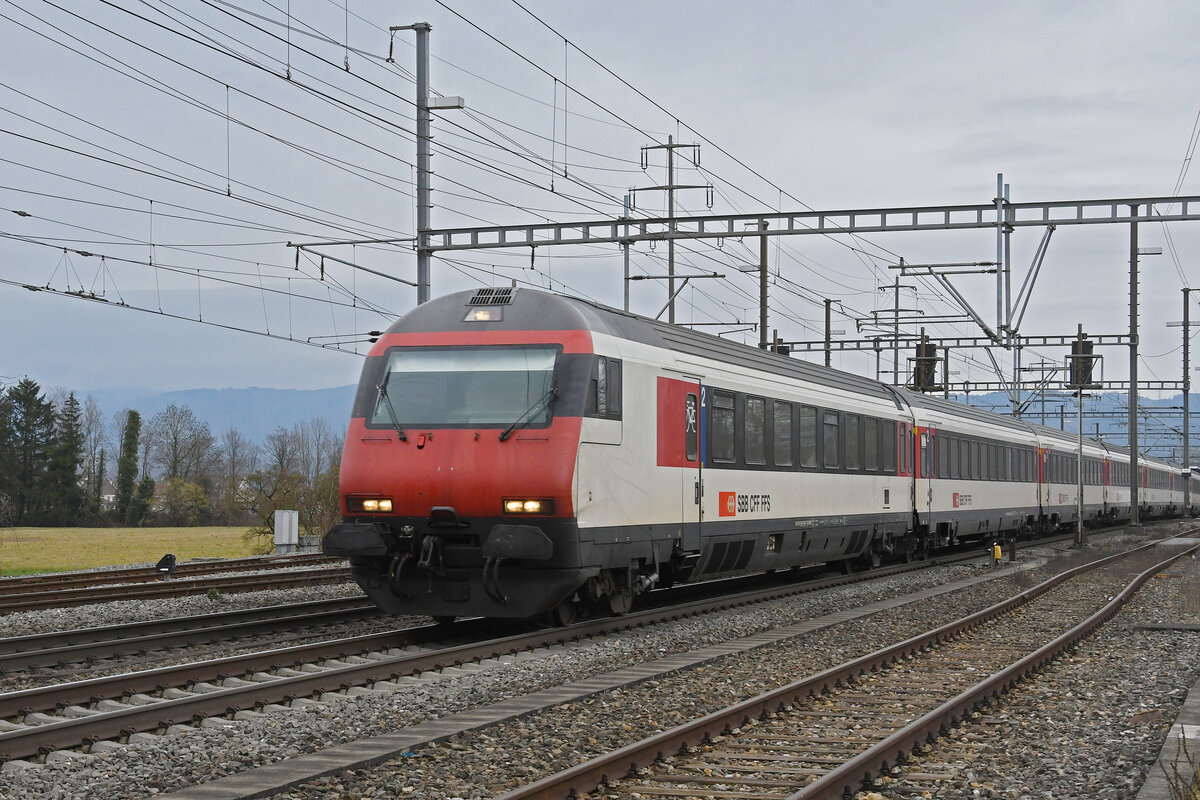 IC Steuerwagen Bt 50 85 28-94 958-1 durchfährt am 17.02.2023 den Bahnhof Möhlin.