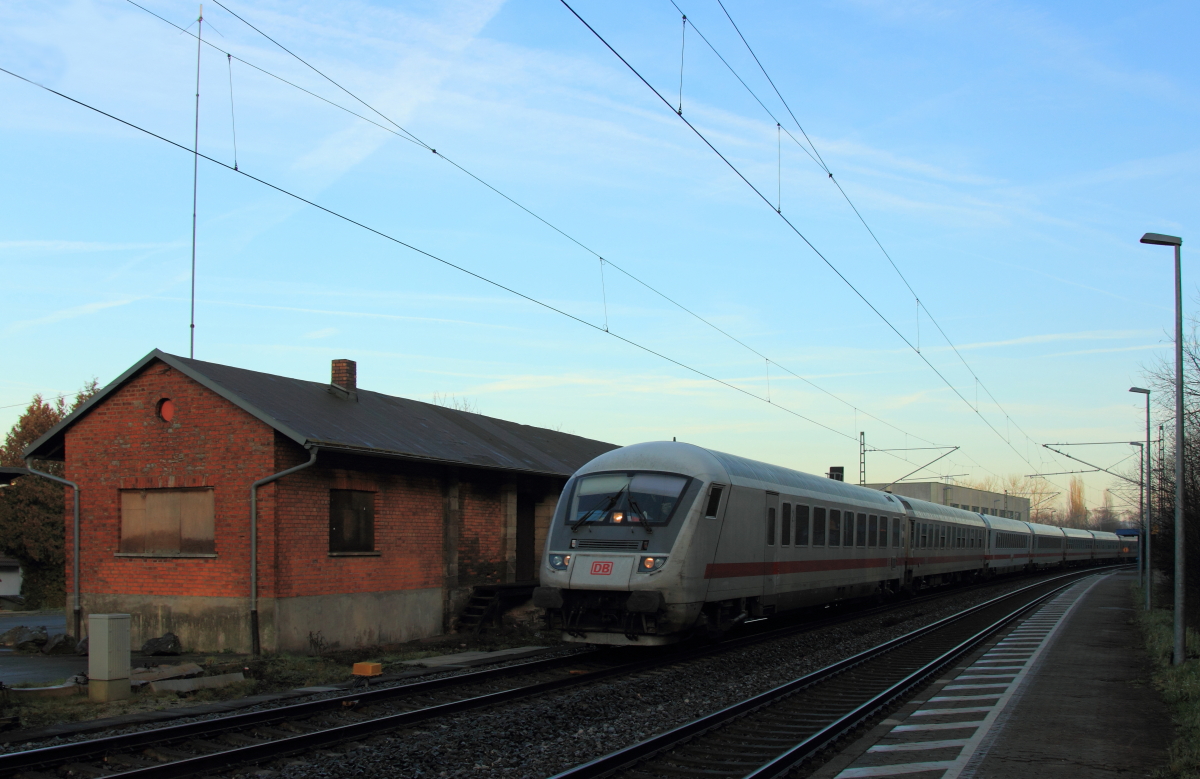 IC Steuerwagen in Michelau/ Oberfranken am 28.12.2015.