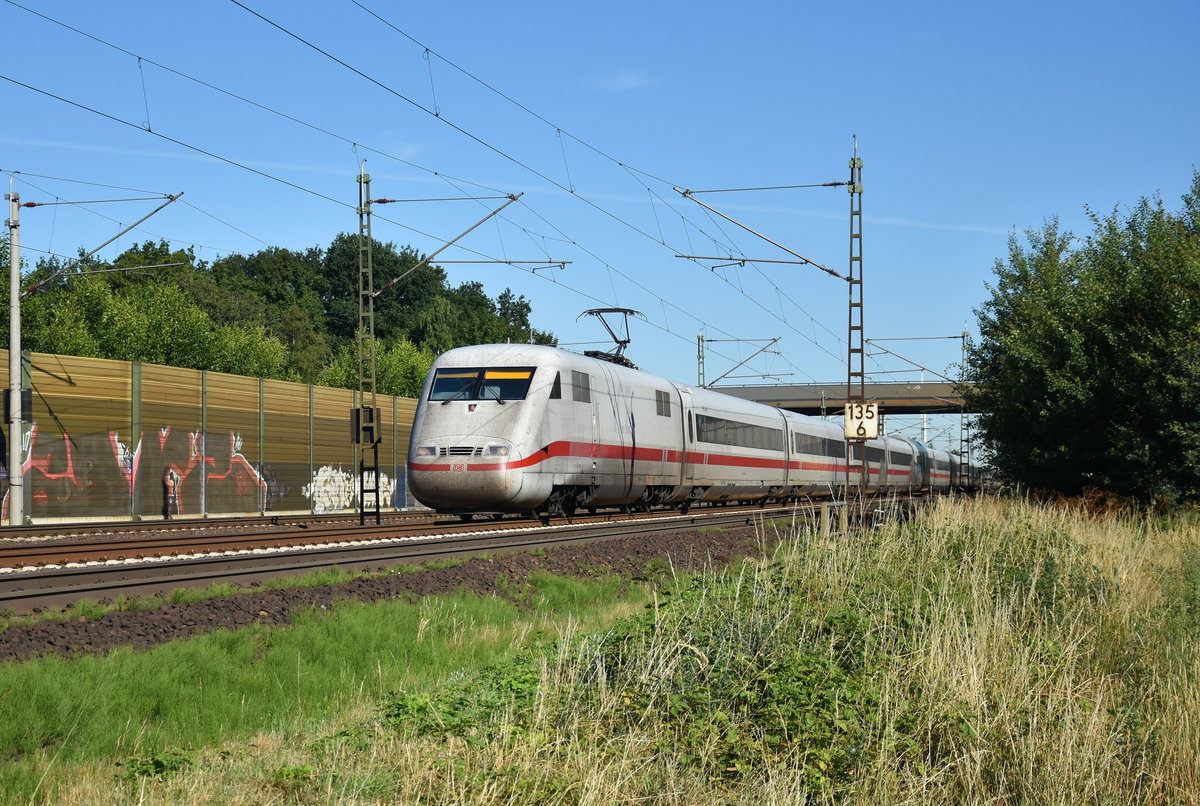 ICE 1 401 587-1  Gießen  ist unterwegs in Richtung Lüneburg. Höhe Bardowick, 03.07.2018.