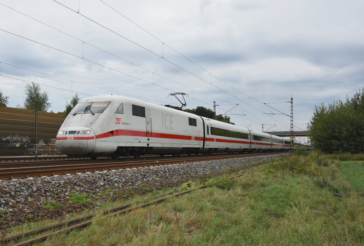 ICE 1  Freilassing  401 577-2 kommend aus Richtung Hamburg. Ist zu hoffen das die Bauarbeiten bald beendet sind, damit auch wieder der Güterverkehr auf der Strecke das Leben erweckt. Höhe Bardowick, 10.09.2018.