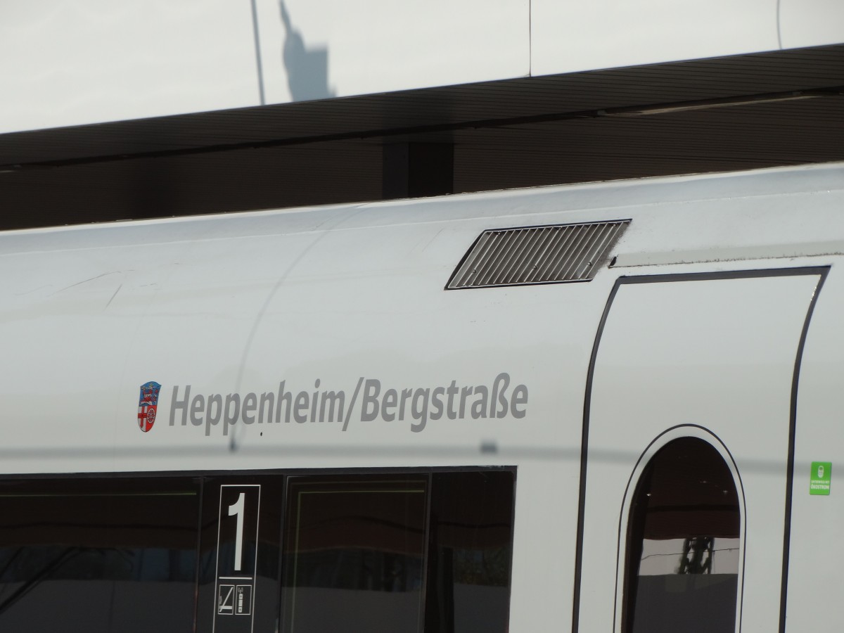 ICE 1 mit dem Namen Heppnheim Bergstraße am 24.04.15 in Mannheim 