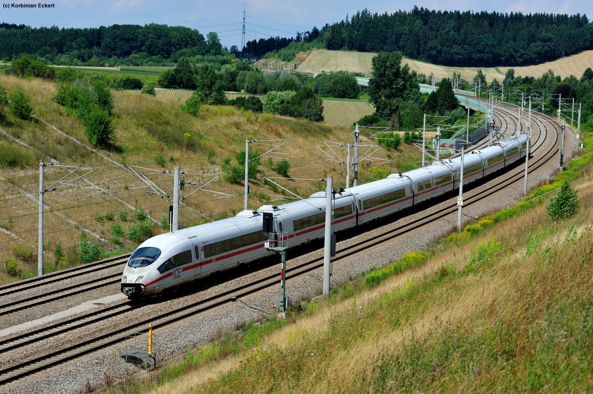 ICE 1521 aus Dortmund nach München Hbf bei Hebertshausen, 13.08.2013