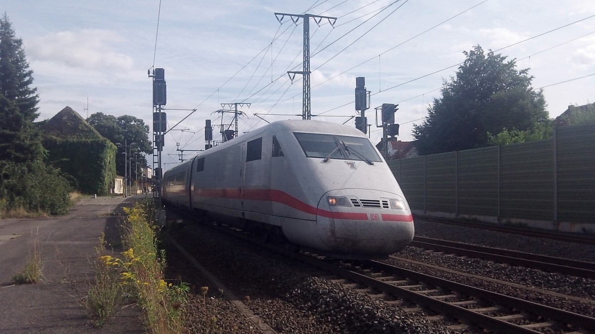 ICE 2 Triebzug, am 01.09.2013 in Lehrte