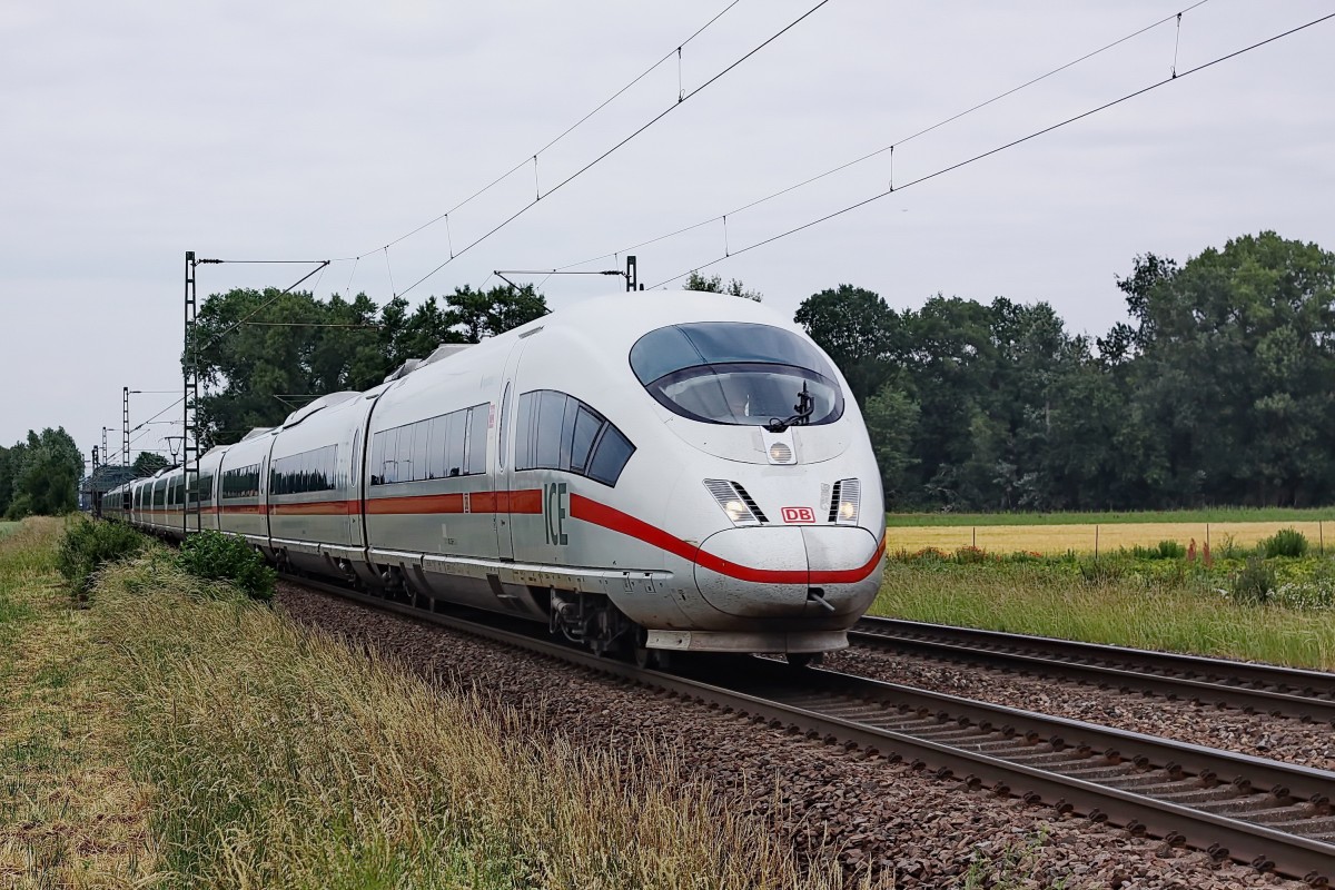 ICE 3 BR 403 von Frankfurt - Main in Richtung Mannheim - Streckenabschnitt Groß Gerau / Gernsheim - 10.06.2015