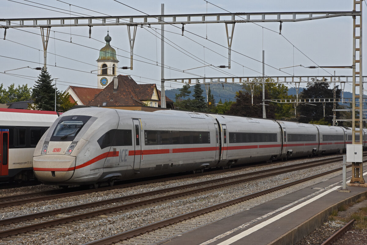 ICE 4 0812 037-1 durchfährt den Bahnhof Rupperswil. Die Aufnahme stammt vom 25.09.2021.