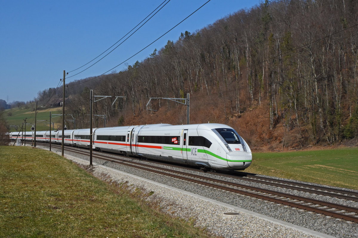 ICE 4 0812 050-4 fährt Richtung Bahnhof Tecknau. Die Aufnahme stammt vom 01.03.2021.