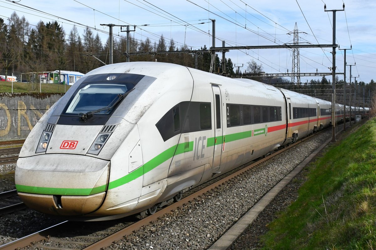 ICE 4 9009 bei der Durchfahrt in Othmarsingen (Schweiz) in Richtung Aarau am 24.02.2020.