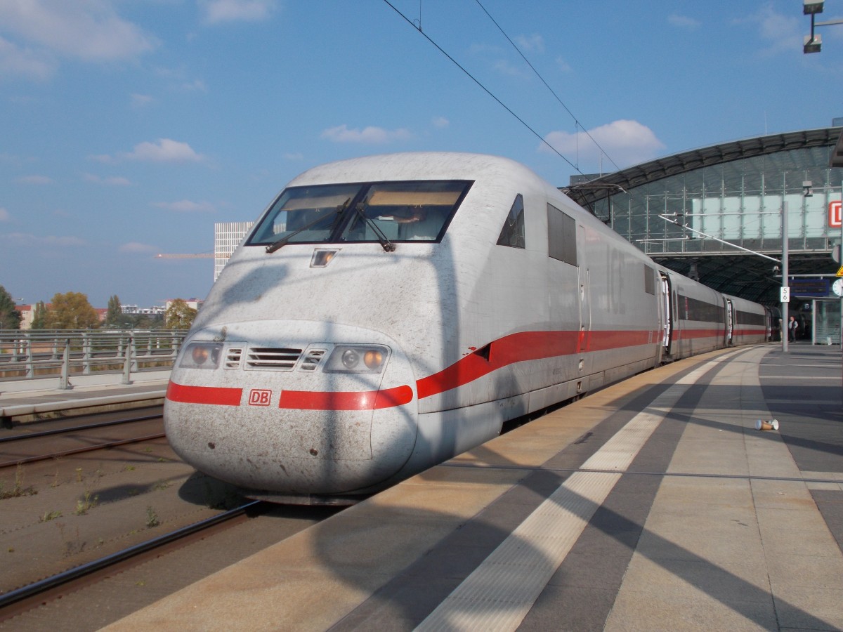 ICE 401 010/510,am 05.Oktober 2014,im Berliner Hbf.