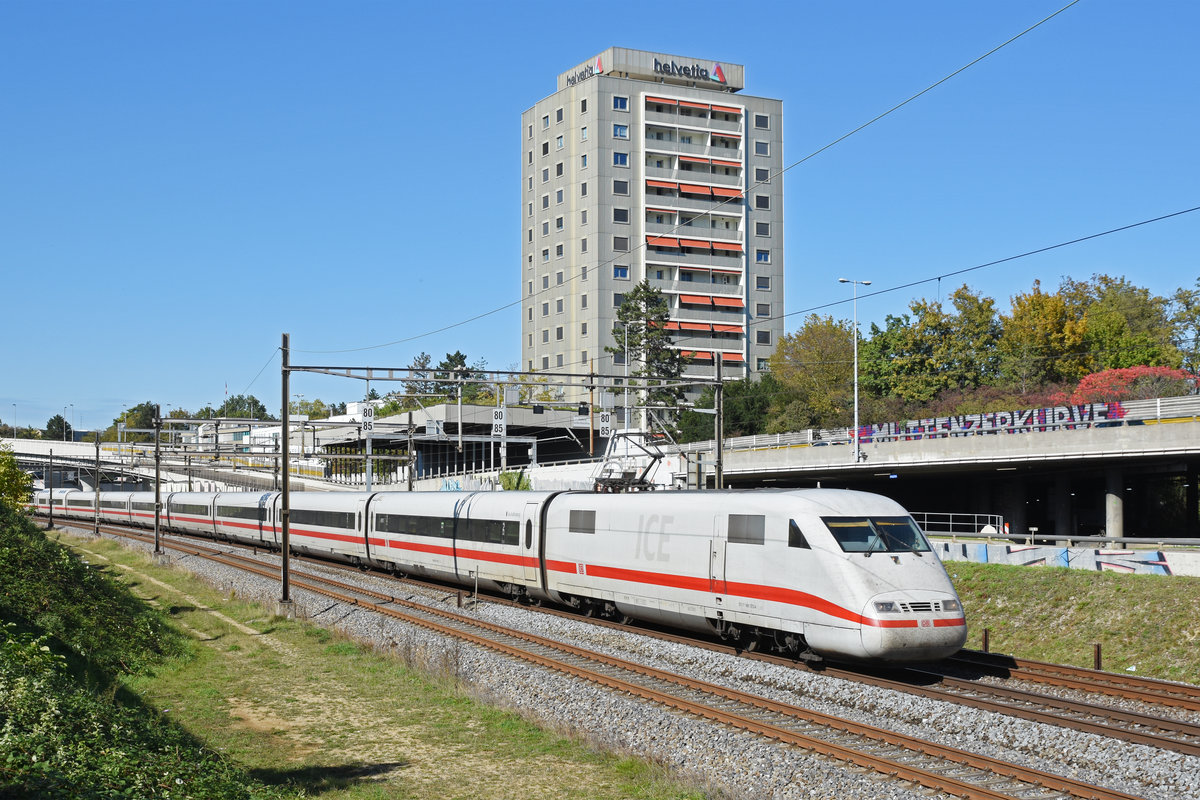 ICE 401 072-4 fährt Richtung Bahnhof Muttenz. Die Aufnahme stammt vom 16.10.2019.