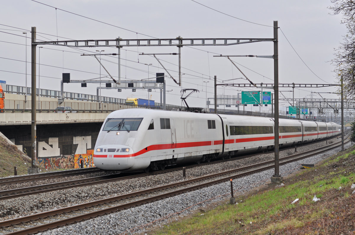 ICE 401 087-4 fährt Richtung Bahnhof SBB. Die Aufnahme stammt vom 16.11.2017.