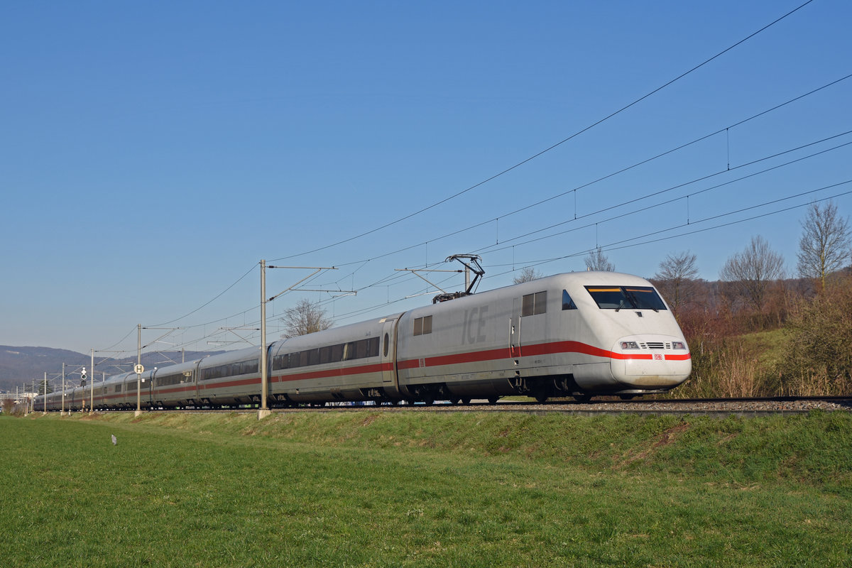 ICE 401 573-1 fährt Richtung Bahnhof Itingen. Die Aufnahme stammt vom 21.03.2019.