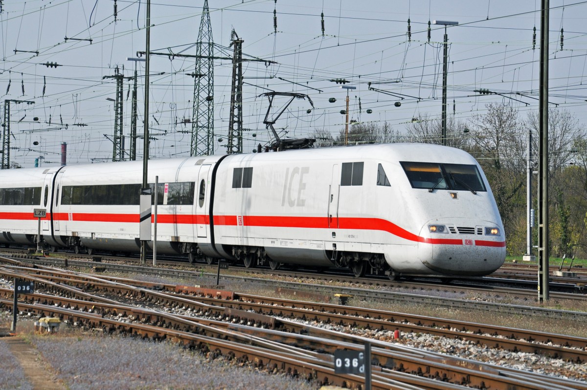 ICE 401 579-8 fährt zum Badischen Bahnhof in Basel. Die Aufnahme stammt vom 31.03.2014.