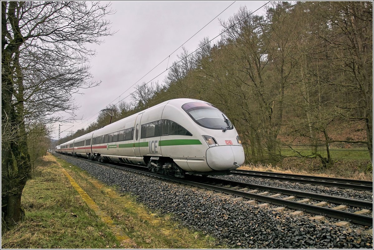 ICE 411 013-6  Hansestadt Stralsund  / b.Burghaun / 04.03.2020