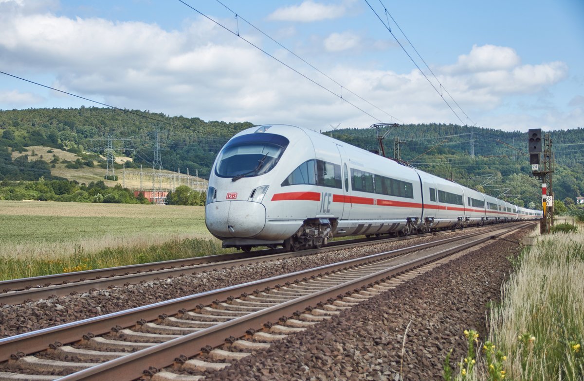 ICE 411 576-8  Ostseebad Warnemünde  ist am 20.06.2018 in Richtung Frankfurt/M. bei Reilos unterwegs.