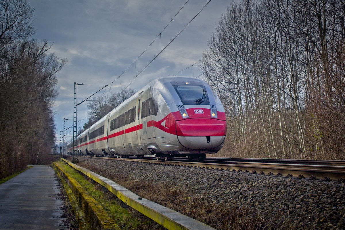 ICE 412 213 mit  Mundschutz  als 557 unterwegs nach Berlin (30.01.2021) 