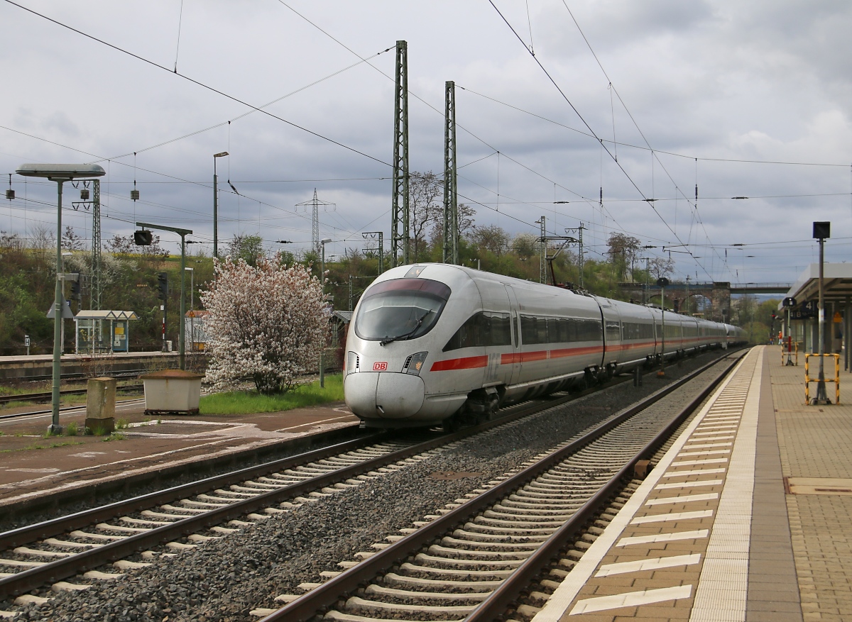 ICE Doppeleinheit der Baureihe 411 als Umleiter in Fahrtrichtung Göttingen. Aufgenommen am 23.04.2016 in Eichenberg.