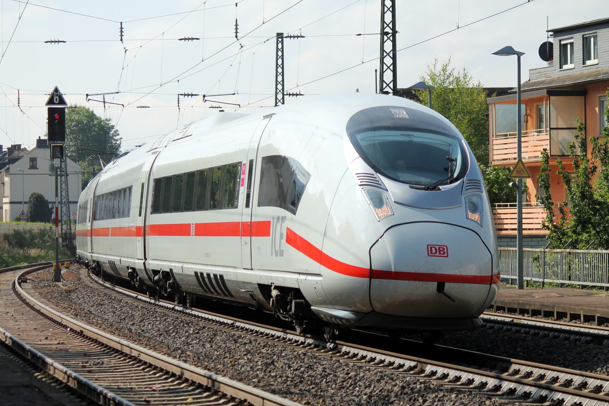 ICE in Kamp-Bornhofen, 16.5.2014.

Gibt es standard ICE rechtsrheinisch ?