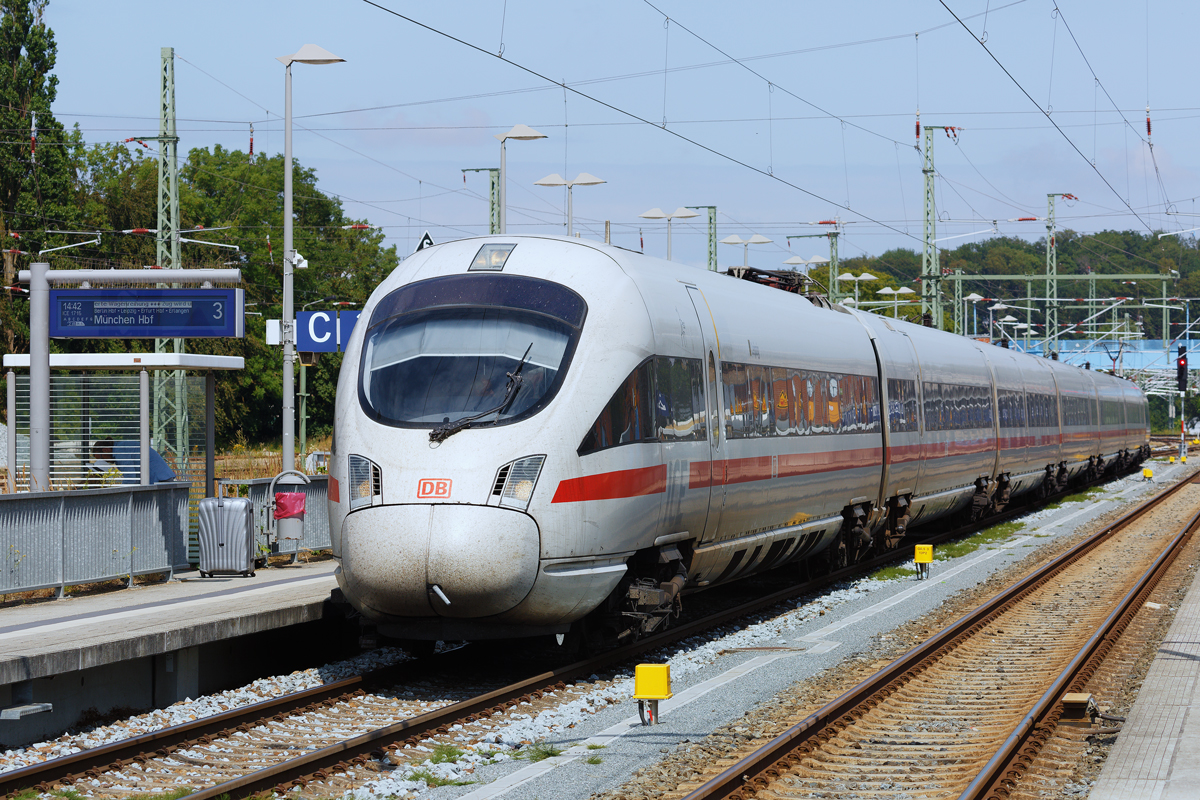 ICE Leipzig nach München in Bergen auf Rügen. - 27.07.2019