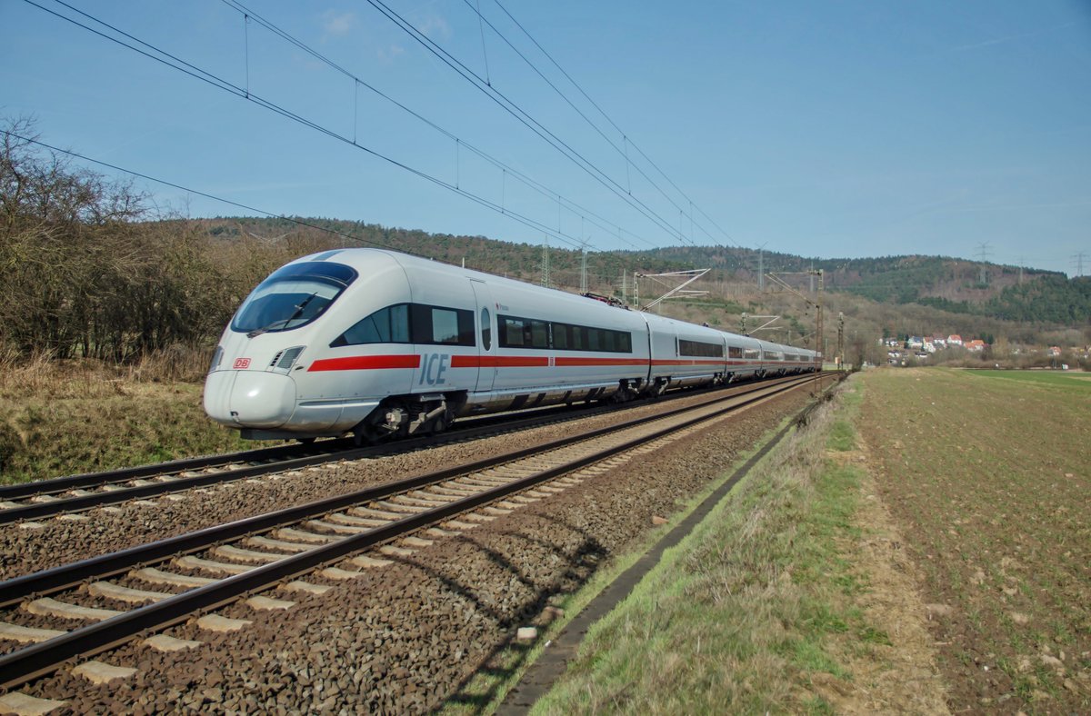 ICE-T 411 059-9  Passau  ist auf dem Weg nach Frankfurt/M. gesehen am 14.03.2017 bei Reilos. 