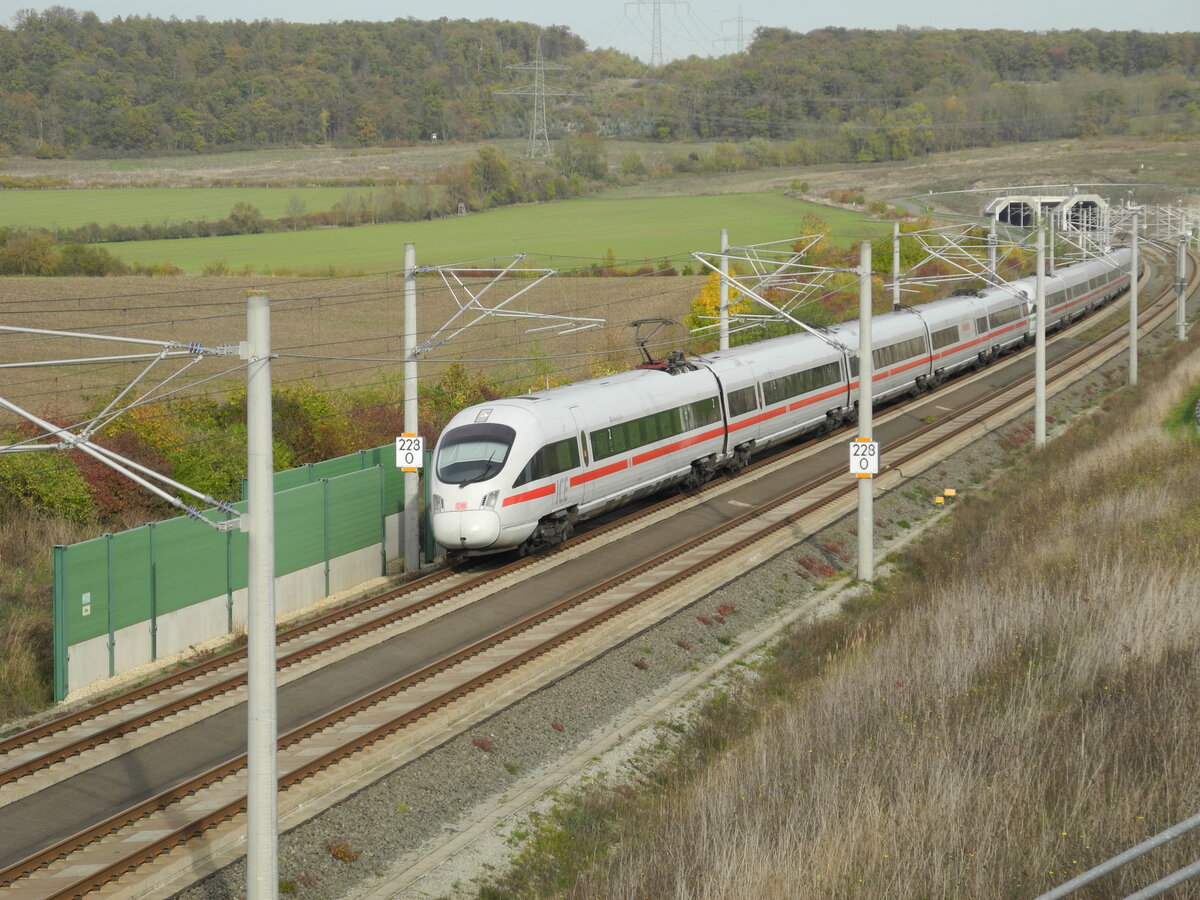 ICE T kurz nach der Ausfahrt aus dem Finnetunnel am 29.10.22