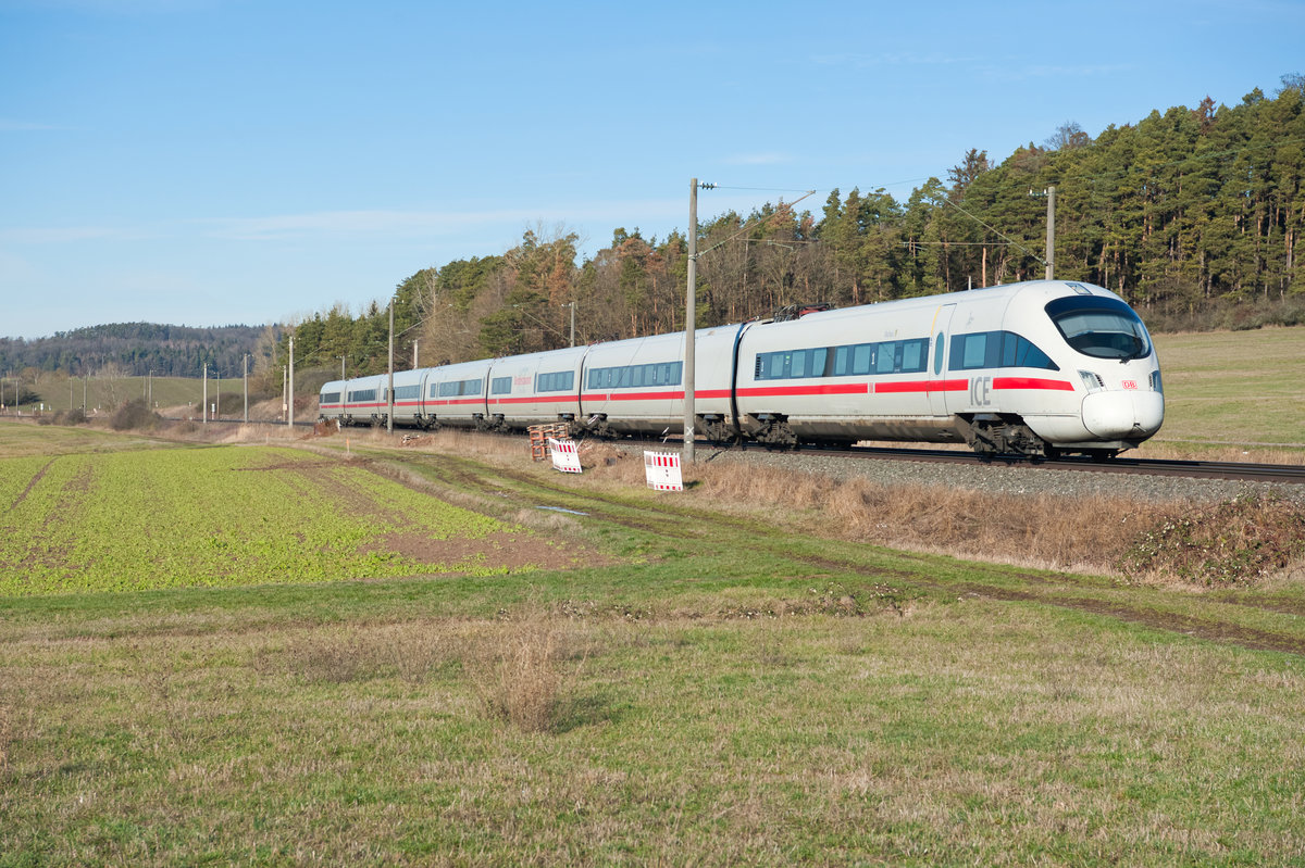 ICE-T  Oschatz  411 055 als ICE 1297 von Hamburg Hbf nach Innsbruck bei Mitteldachstetten, 19.01.2019