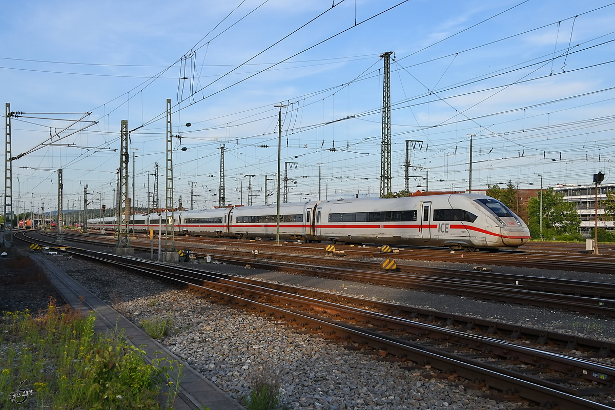 ICE4  9002  bei der Ankunft am Hauptbahnhof Nürnberg. (Juni 2019)