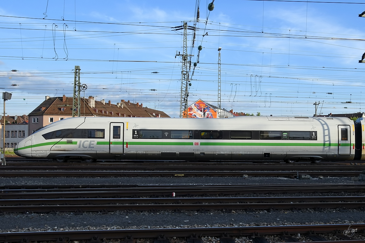 ICE4  9024  verlässt den Hauptbahnhof Nürnberg. (Juni 2019)