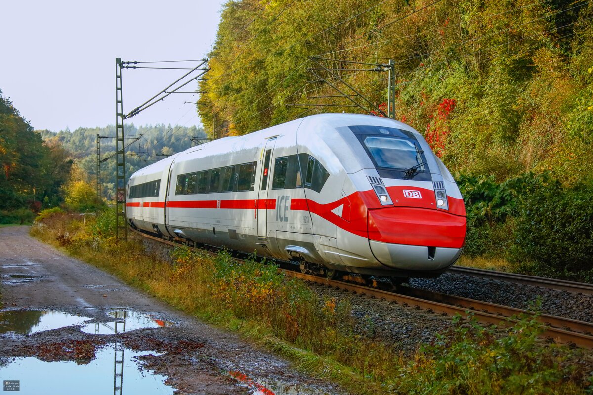 ICE4 Maske-ICE 412 213 als ICE555 in Ennepetal, Oktober 2021.