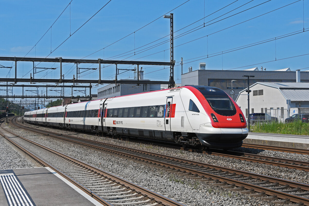 ICN 500 012  Jean Rudolf von Salis  durchfährt am 12.08.2024 den Bahnhof Rupperswil.