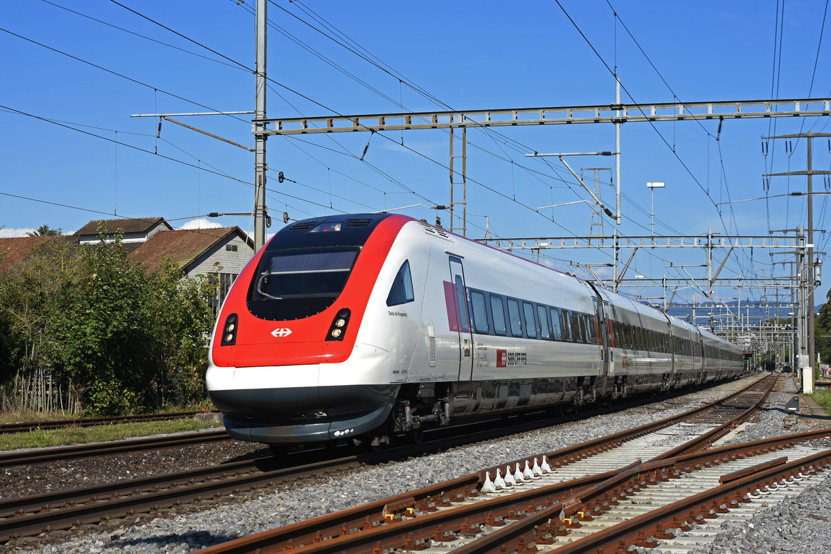 ICN 500 013  Denis de Rougemont  verlässt den Bahnhof Rheinfelden. Die Aufnahme stammt vom 15.09.2018.