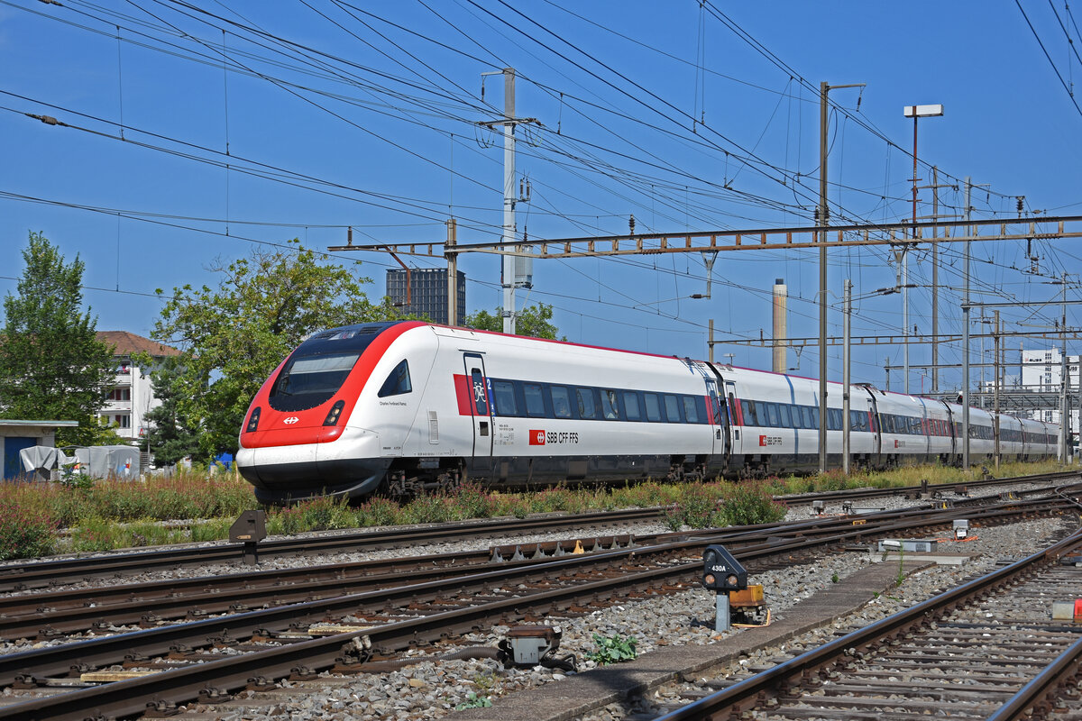 ICN 500 023  Charles Ferdinand Ramuz  durchfährt am 22.07.2022 den Bahnhof Pratteln.