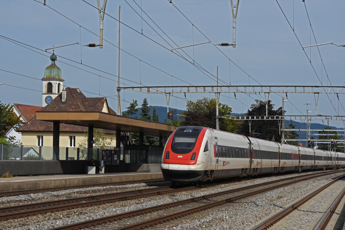 ICN 500 025  Xavier Stockmar  durchfährt den Bahnhof Rupperswil. Die Aufnahme stammt vom 25.09.2021.