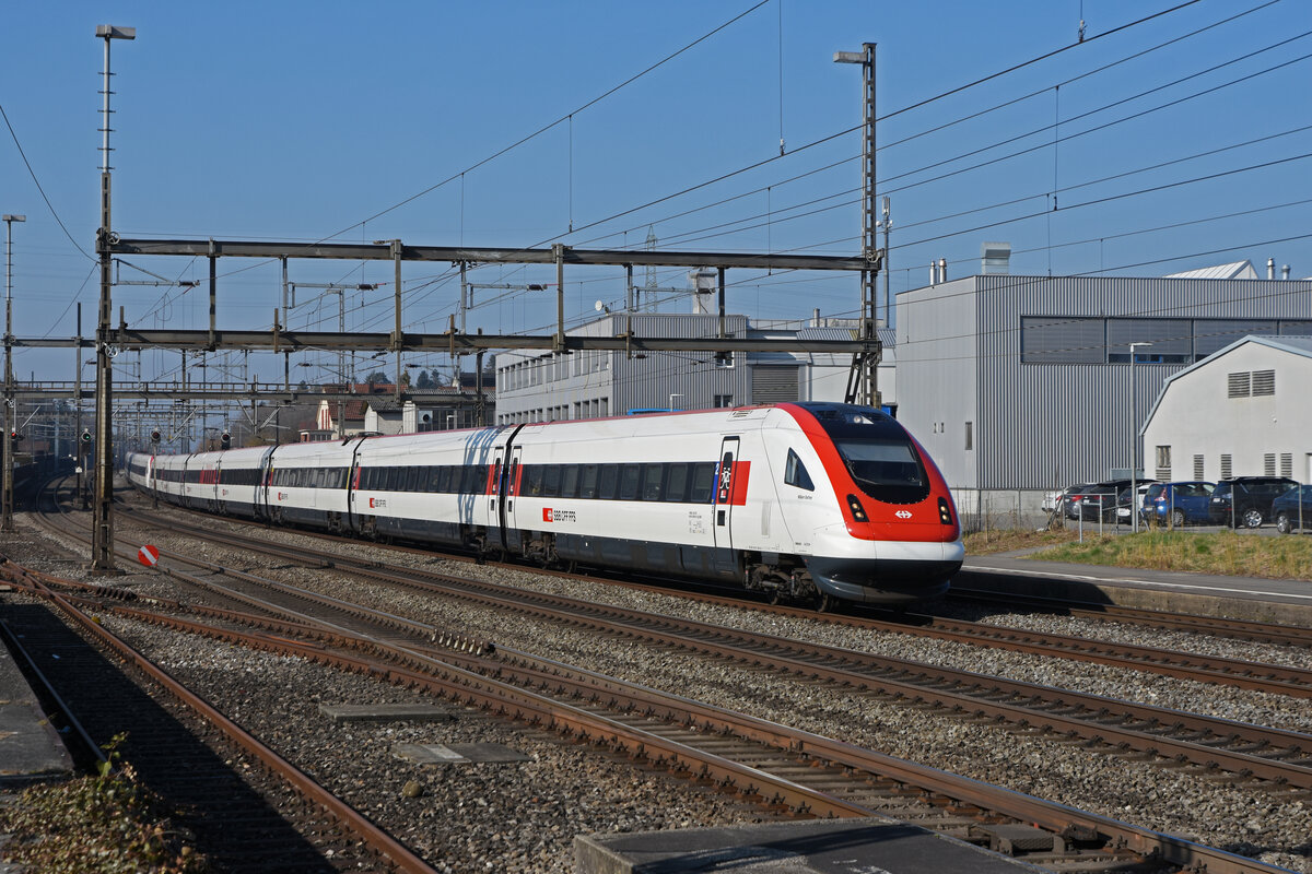ICN 500 041  William Barbey  durchfährt den Bahnhof Rupperswil. Die Aufnahme stammt vom 10.03.2022.