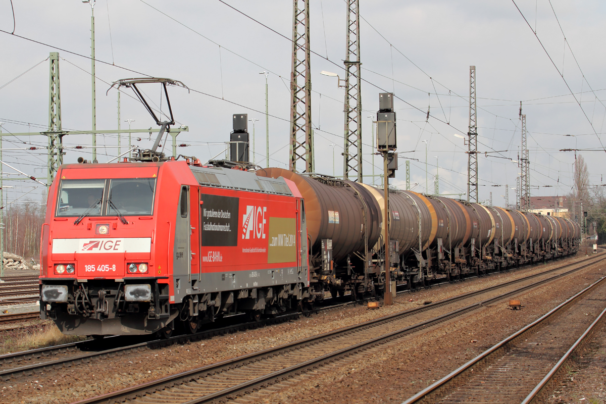 IGE 185 405-8 durchfährt Duisburg-Bissingheim 26.3.2015