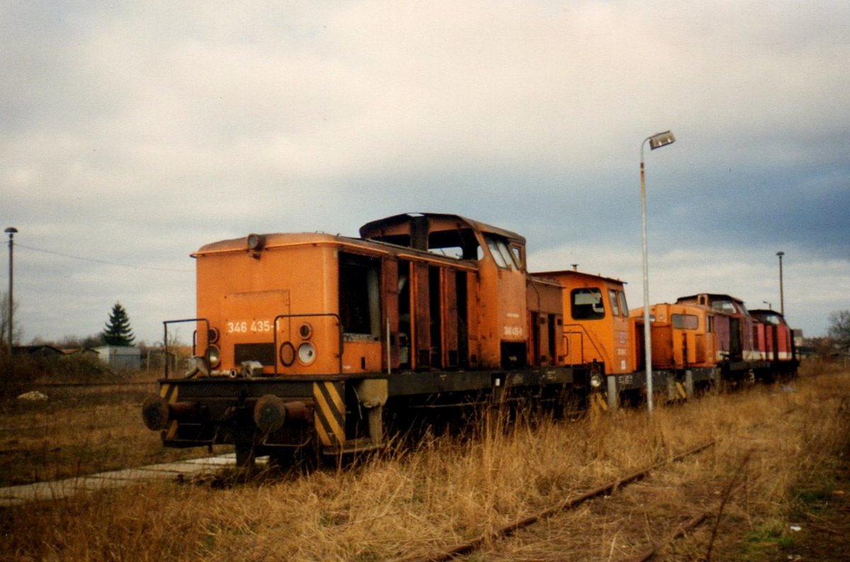 Im April 1998 gab es in Stralsund noch die Schrottecke.