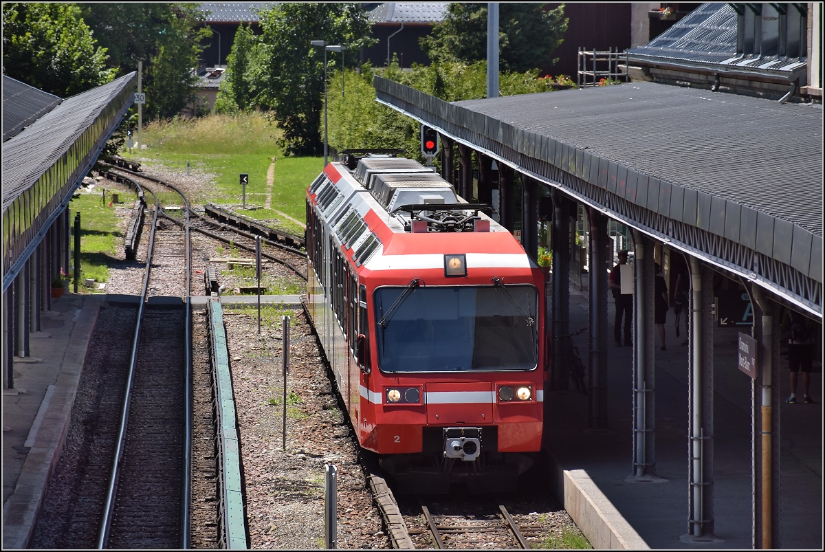 Im Bahnhof von Chamonix steht Triebwagen SNCF Z801 von TER Rhône-Alpes. Juli 2017.