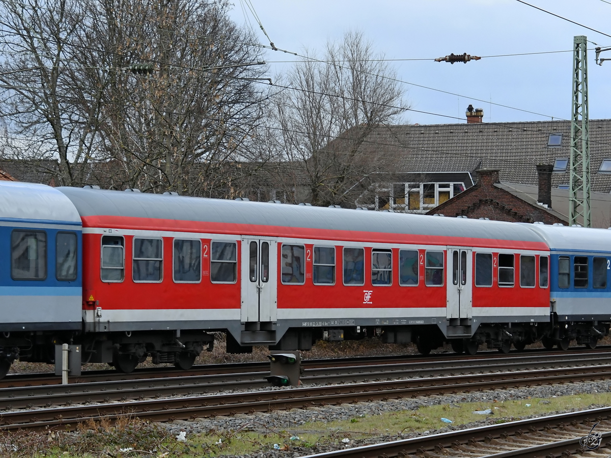 Im Bild ein Nahverkehrswagen 2. Klasse (50 80 22-34 180-6 Bnrz) der Gesellschaft für Fahrzeugtechnik Crailsheim. (Wuppertal-Unterbarmen, März 2021)