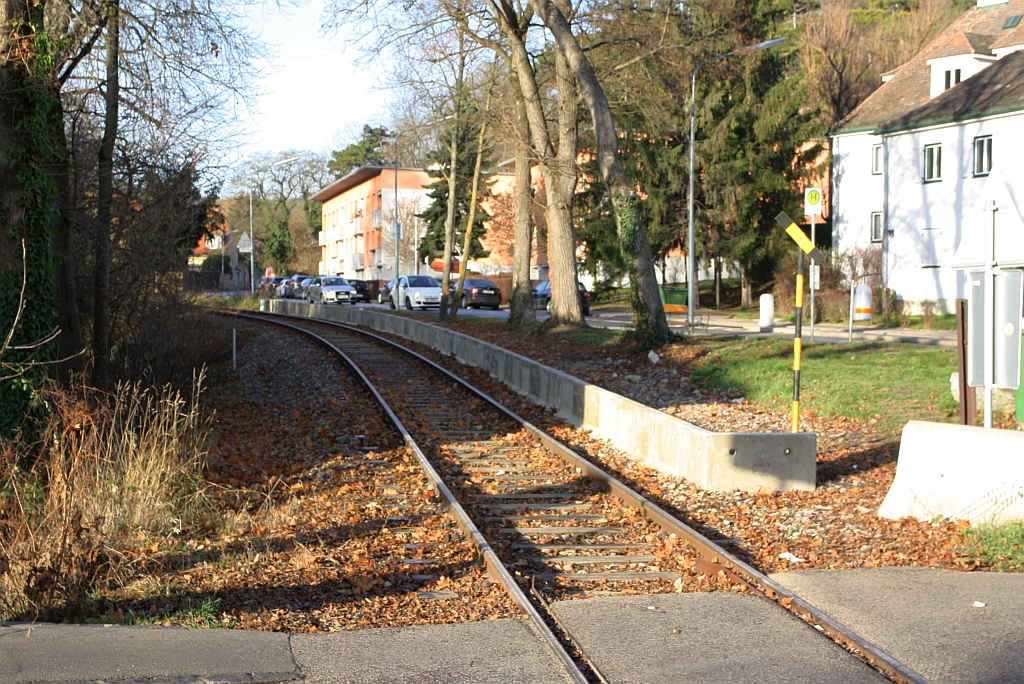 Im Strecken-Km 3,1 der Kaltenleutgebener Bahn entsteht die neue Haltestelle Sonnbergstrasse. Bild vom 08.Dezember 2019.