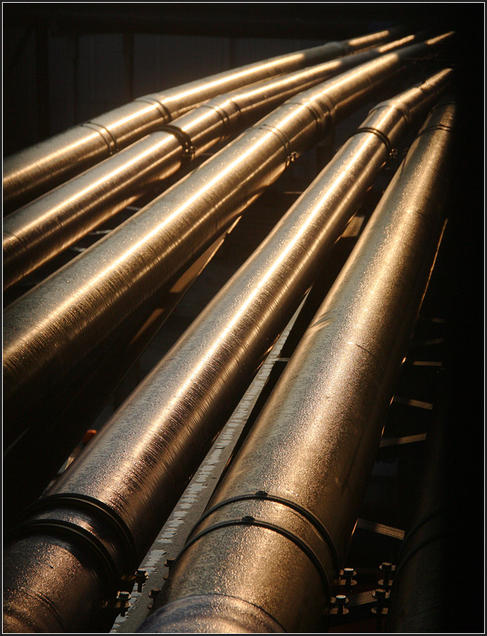 Im Streiflicht -

Röhren für das Grundwassermanagement an der Baustelle für Stuttgart 21 am Hauptbahnhof.

07.09.2014 (M)