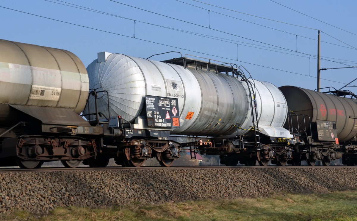 Im Zugverband von 37022 lief am 17.02.15 dieser CTL-Kesselwagen mit. Fotografiert in Burgkemnitz.