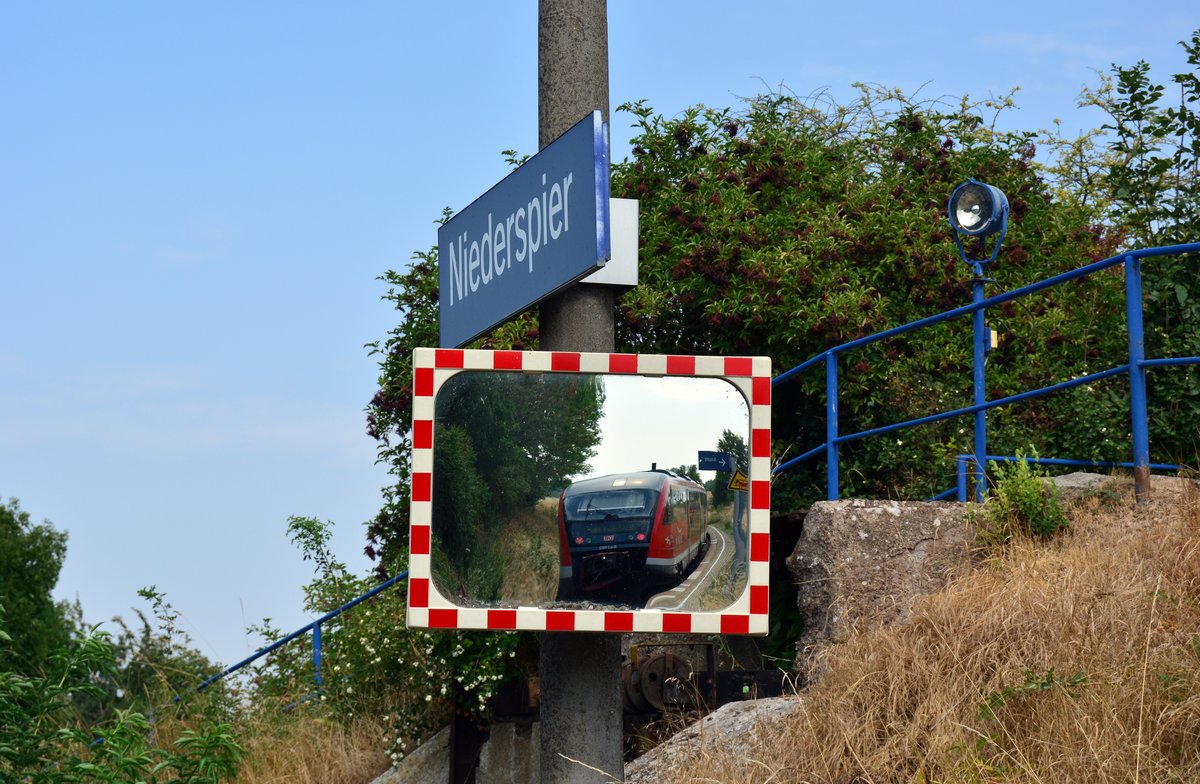 Impression in Niederspier. 642 192 spiegelt sich im Spiegel.

Niederspier 09.08.2018