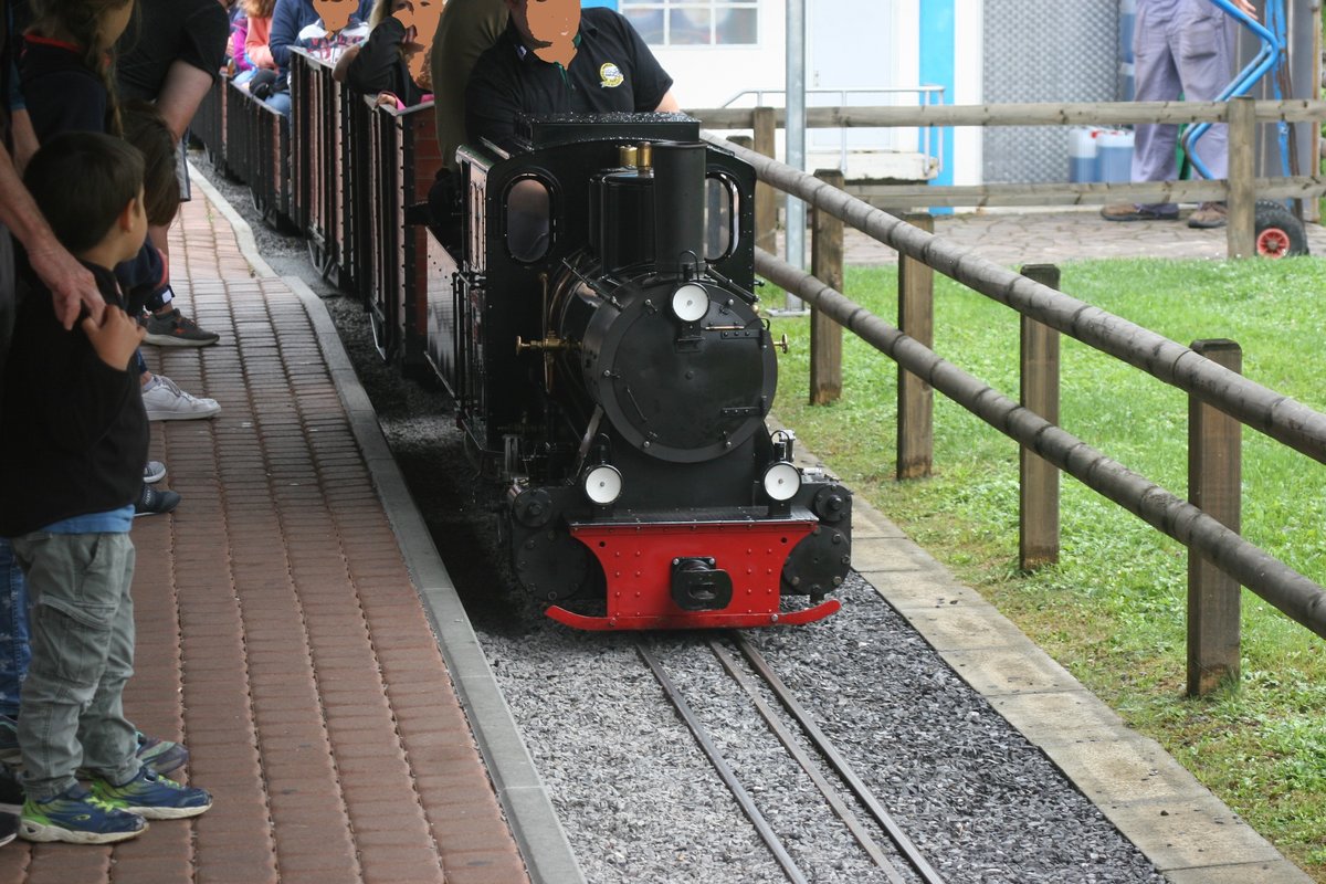 Impressionen aus dem Sommerurlaub 2020: Auch Dampfloks fahren im Swiss Vapeur Parc herum. Hier eine Nachbildung einer deutschen Dampflok.

Bouveret, 16.07.2020