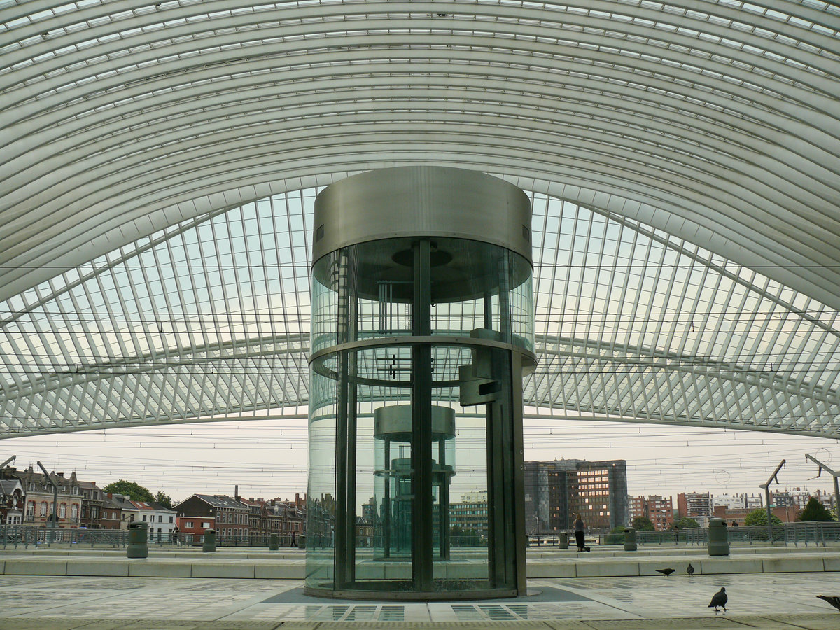Impressionen vom Bahnhof Liège Guillemins. Aufnahme vom 03/07/2010.