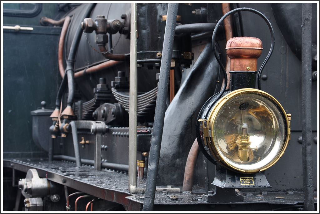 Impressionen vom Dampfverein Zürich Oberland aus Baeretswil. Schmuckstück auf der DVZO Lok Nr.10. (03.05.2015)