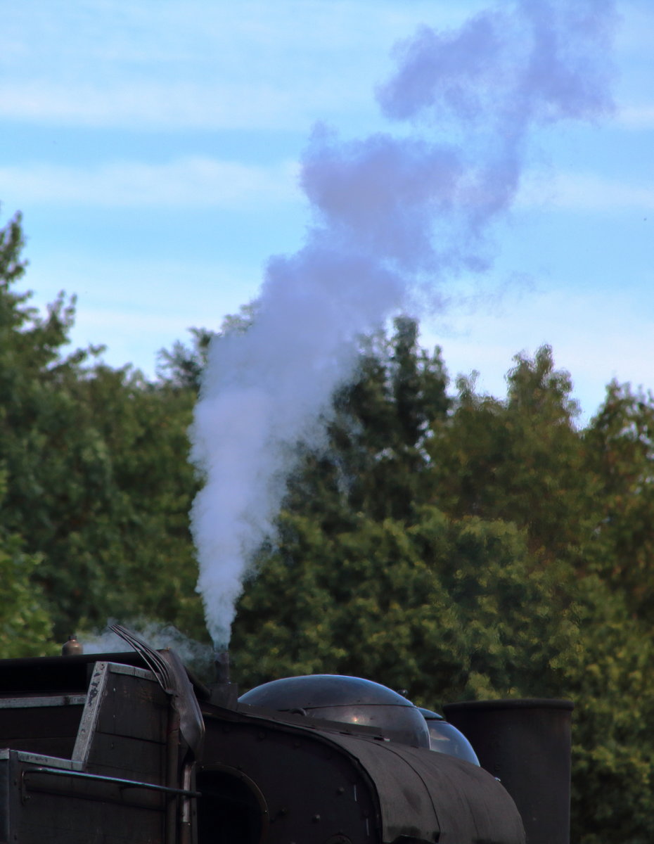 Impressionsbild aus Simpelveld. ZLSM 1040 wartet auf die Abfahrt in Richtung Lokschuppen. 

Simpelveld, 25. September 2016