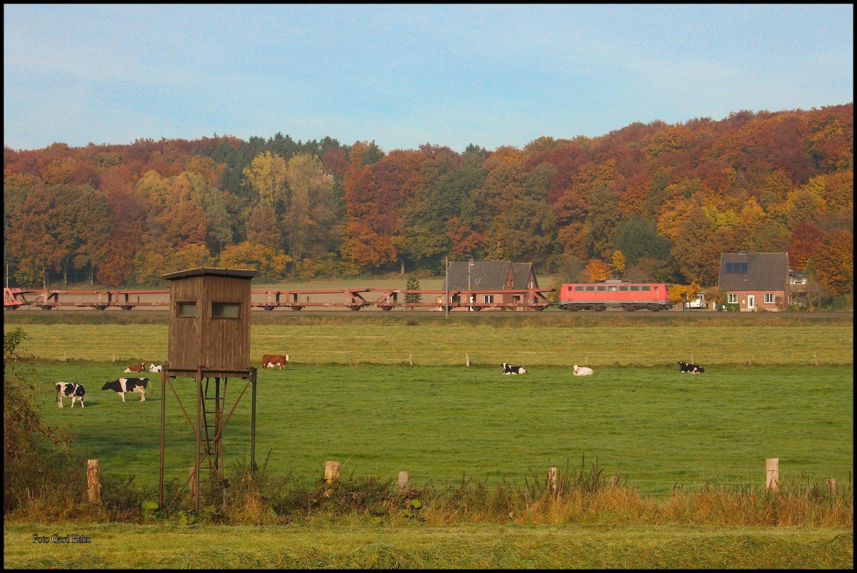 In der Bauernschaft Ibbenbüren - Laggenbeck war am 30.10.2015 139309 mit einem
Autotransportzug in Richtung Osnabrück unterwegs. 