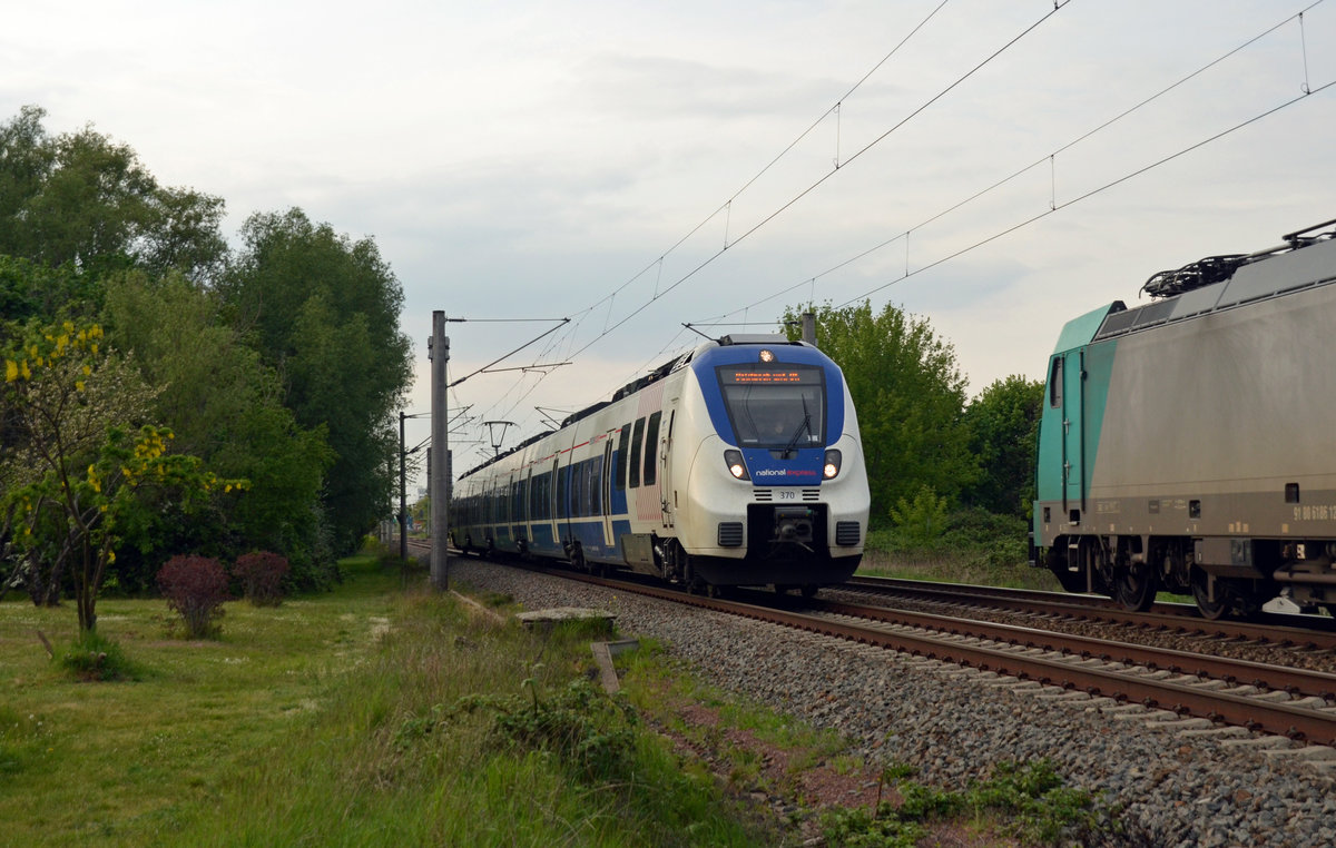 In Greppin begegneten sich am 03.05.20 der Richtung Bitterfeld fahrende Talent von NationalExpress (442 370) und 186 127 der ITL, welche Lz Richtung Dessau unterwegs war.
