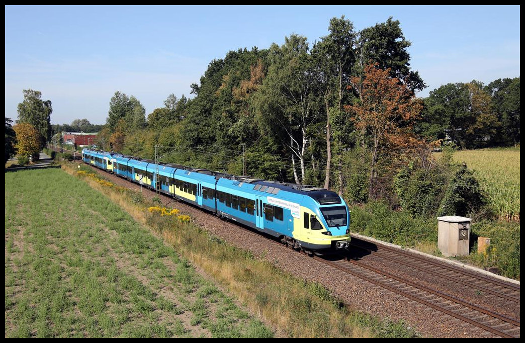 In Osnabrück Hellern ist hier der Eurobahn Triebzug ET 9.01 am 31.08.2019 um 11.40 Uhr nach Osnabrück Hauptbahnhof unterwegs.
