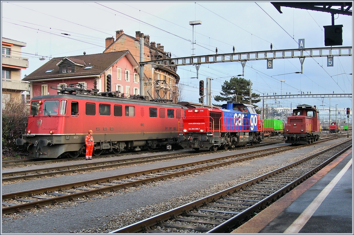 In Renens VD zeigen sich die SBB Ae 6/6 11512, die Am 843 059-7 und die Ee 3/3 188151.
16. Jan. 2008